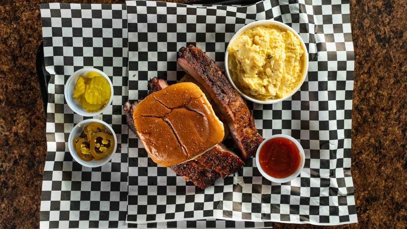 Rib Sandwich